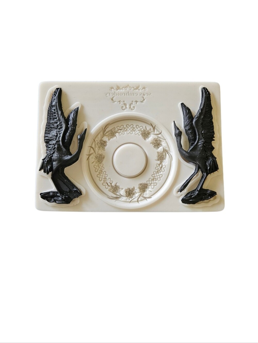 Cranes and floral medallion silicone mold - Picture 8 of 12